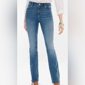 Chico’s Platinum Bately Boot Denim Jeans Sz 2R Bootcut Relaxed Flattering